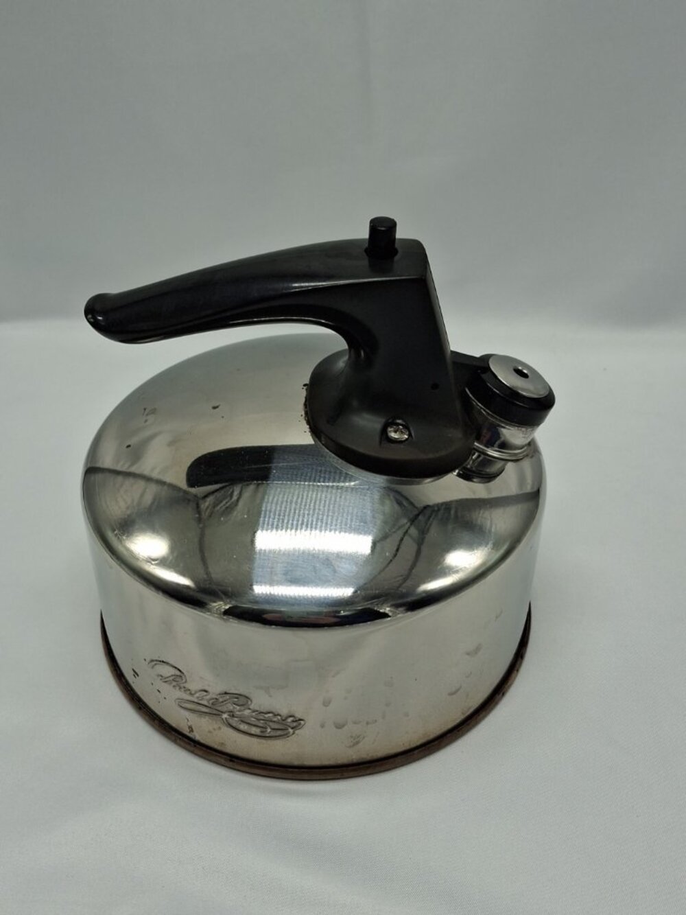 Revere Ware 1 QT I 97-C Whistling Tea Pot Small 6" dia. Copper Bottom, Korea